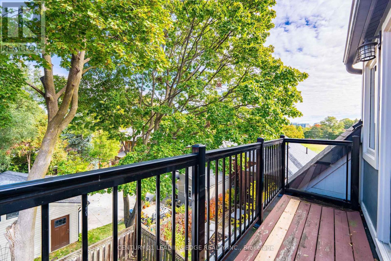 387 Kennedy Avenue, Toronto (High Park North), Ontario  M6P 3C5 - Photo 45 - W12465543