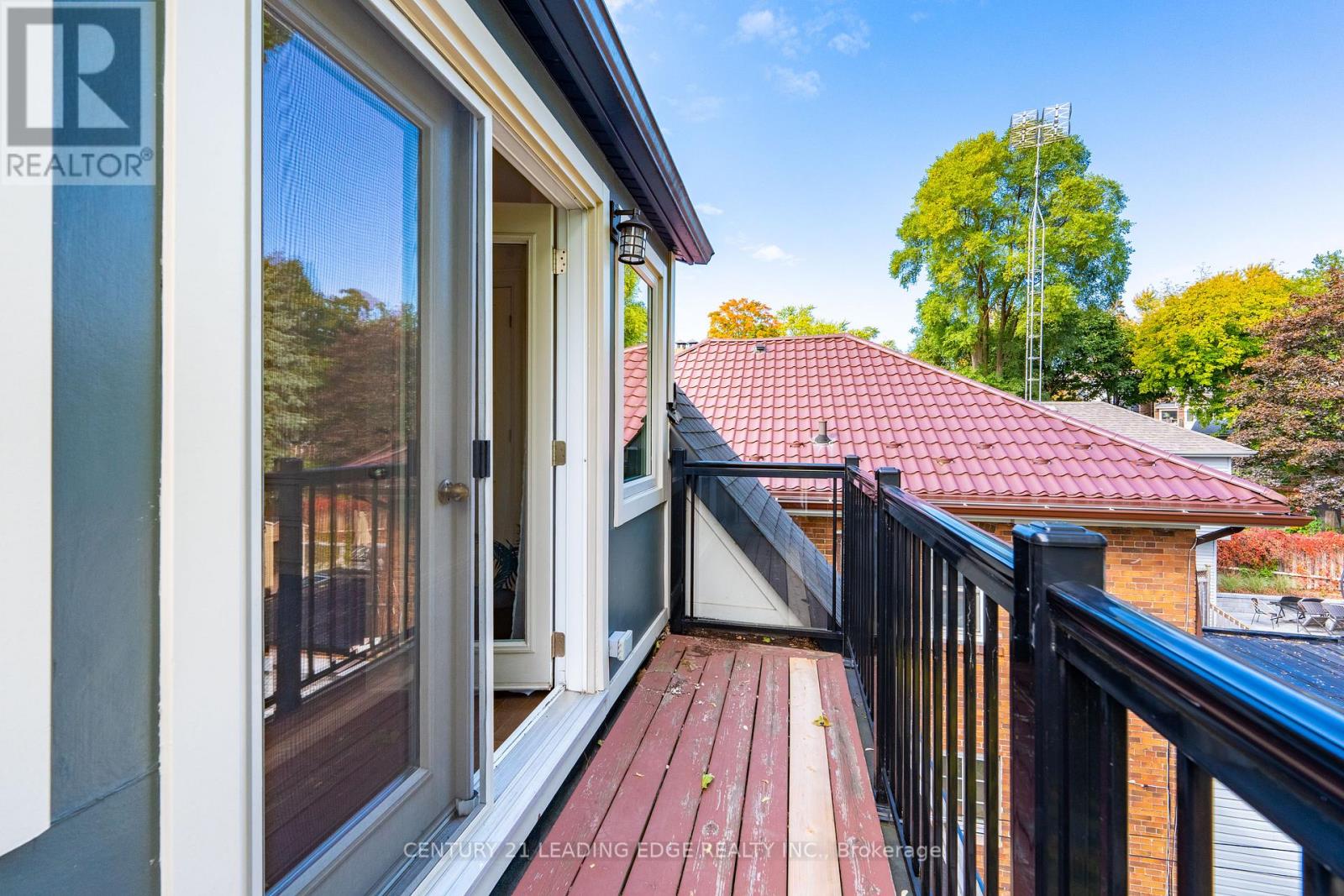 387 Kennedy Avenue, Toronto (High Park North), Ontario  M6P 3C5 - Photo 47 - W12465543