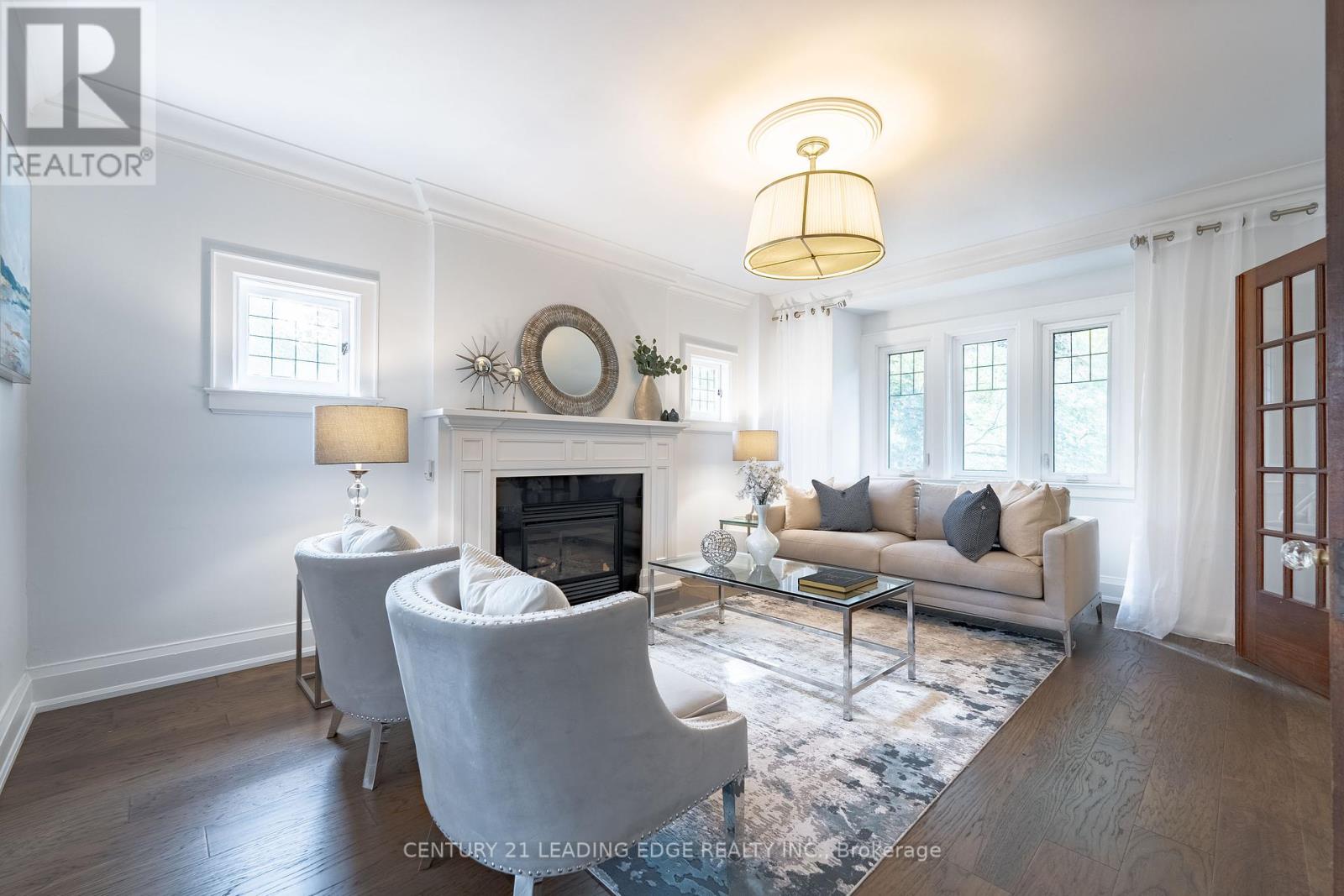 387 Kennedy Avenue, Toronto (High Park North), Ontario  M6P 3C5 - Photo 9 - W12465543