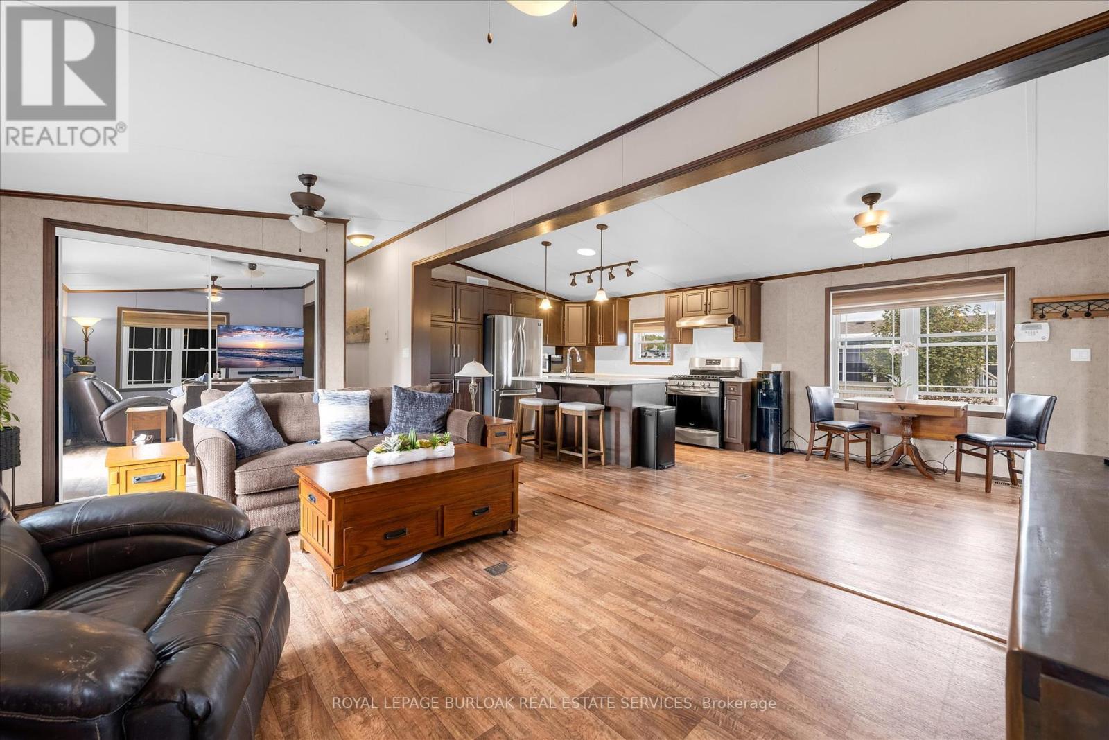 17 Ash - 4449 Milburough Line, Burlington, Ontario  L7P 0C5 - Photo 6 - W12465550