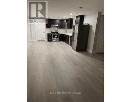 2 TWEEDSMUIR COURT, Brampton, Ontario