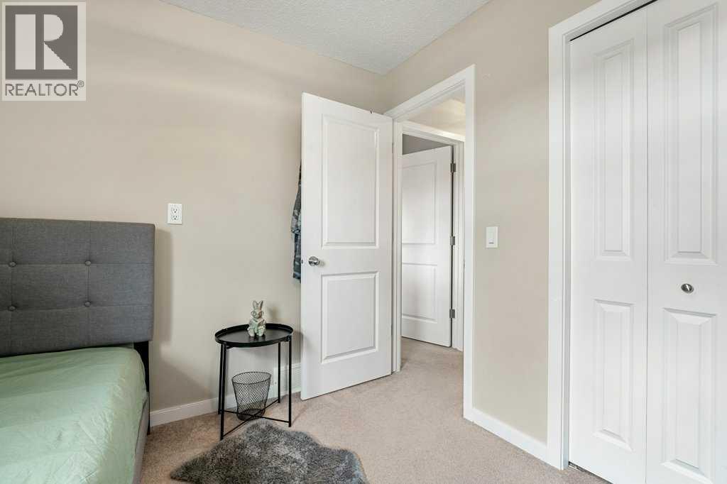 24 Copperpond Park Se, Calgary, Alberta  T2Z 1Z4 - Photo 29 - A2257645