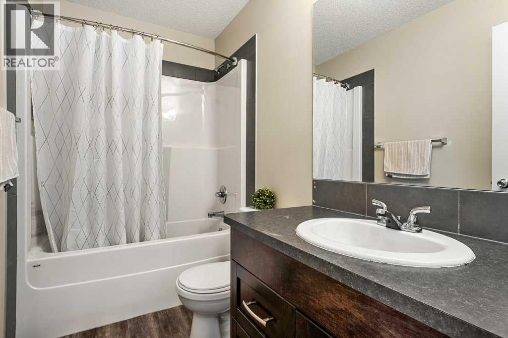 24 Copperpond Park Se, Calgary, Alberta  T2Z 1Z4 - Photo 31 - A2257645
