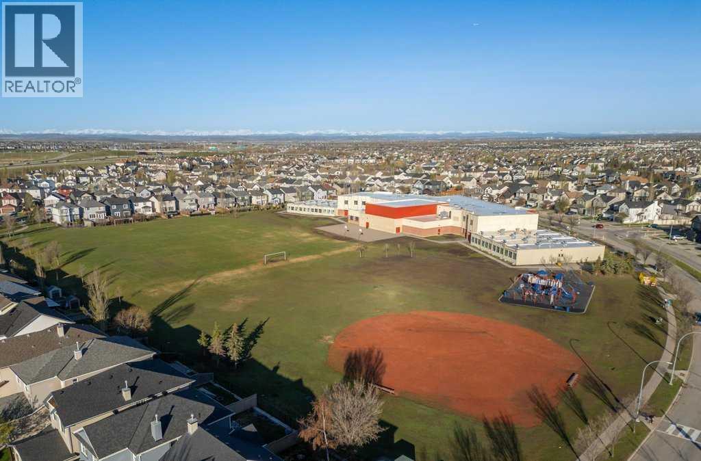 24 Copperpond Park Se, Calgary, Alberta  T2Z 1Z4 - Photo 6 - A2257645