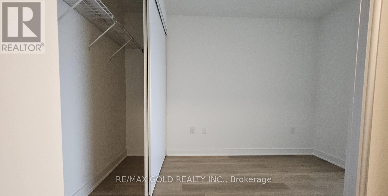 1319 - 86 Dundas Street E, Mississauga, Ontario  L5A 0B1 - Photo 14 - W12457611