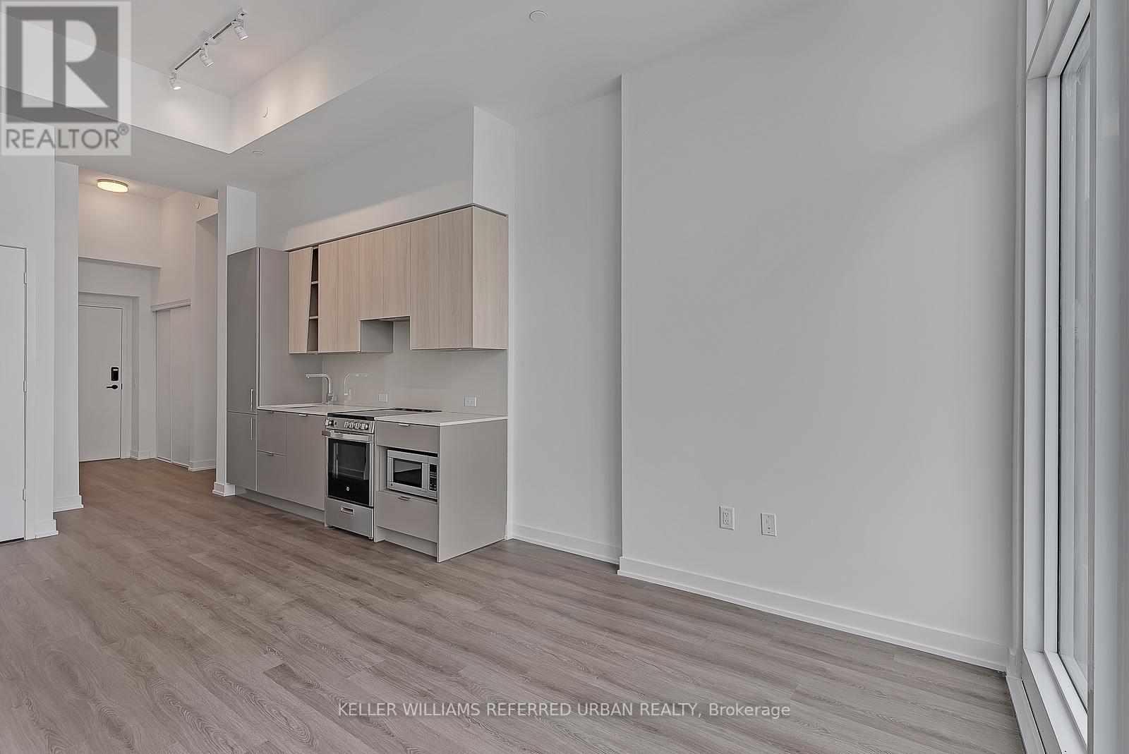 602 - 3883 Quartz Road, Mississauga (City Centre), Ontario  L5B 0M4 - Photo 13 - W12464933
