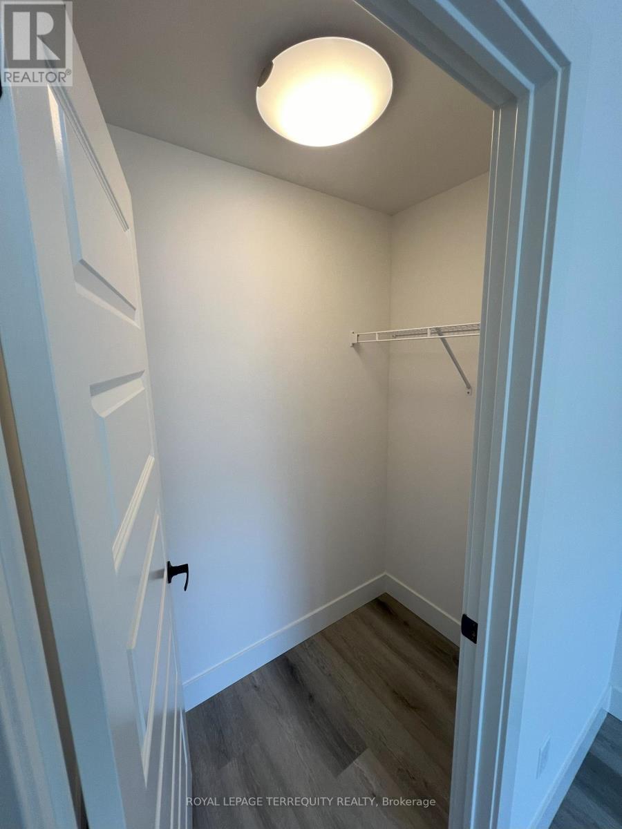416 - 107 Roger Street, Waterloo, Ontario  N2J 0G3 - Photo 11 - X12465488