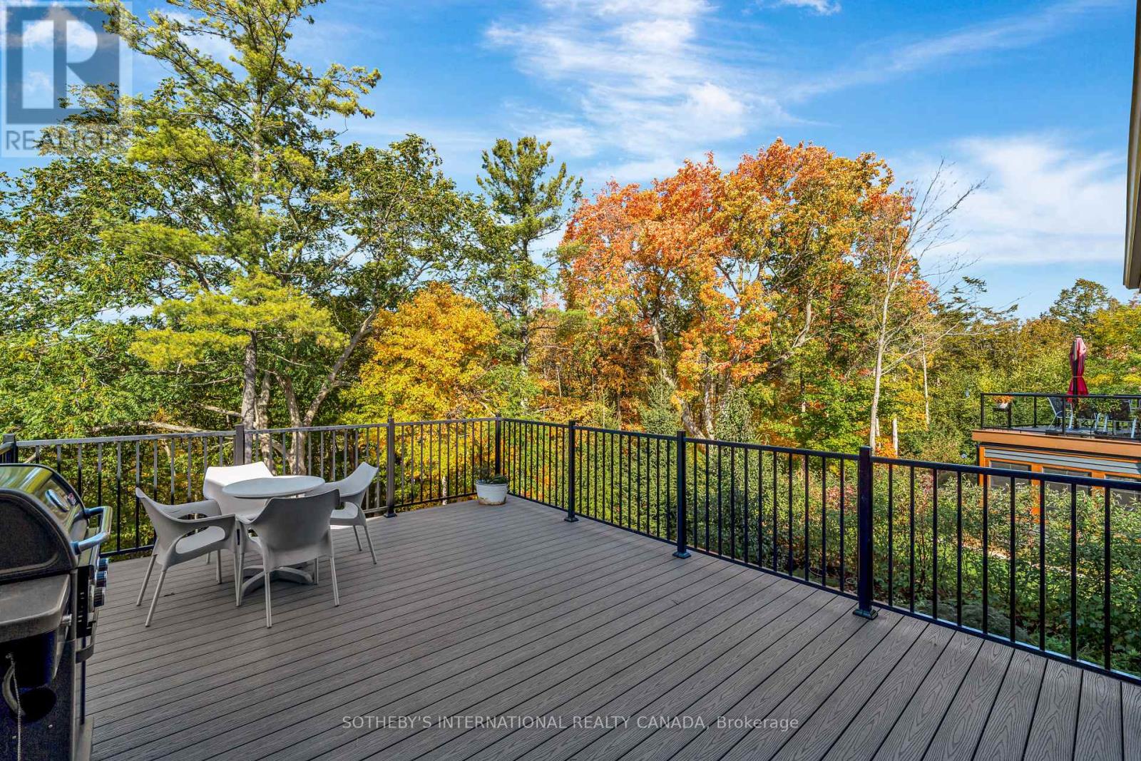 30 Pine Ridge Drive, Prince Edward County (Hallowell Ward), Ontario  K0K 2T0 - Photo 13 - X12465561