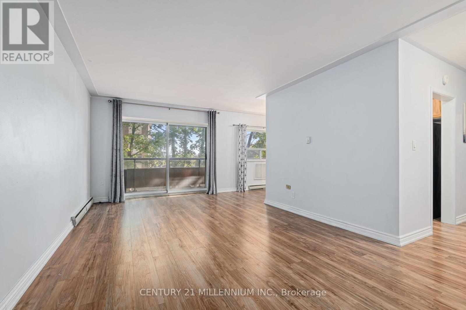 203 - 11 Woodman Drive, Hamilton, Ontario  L8K 4E3 - Photo 11 - X12465571