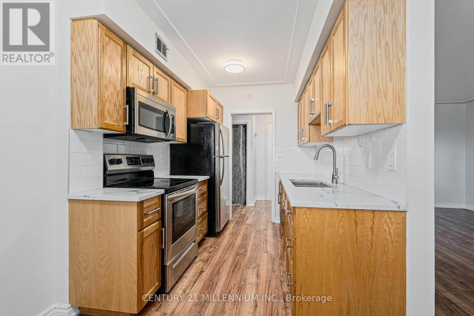 203 - 11 Woodman Drive, Hamilton, Ontario  L8K 4E3 - Photo 16 - X12465571