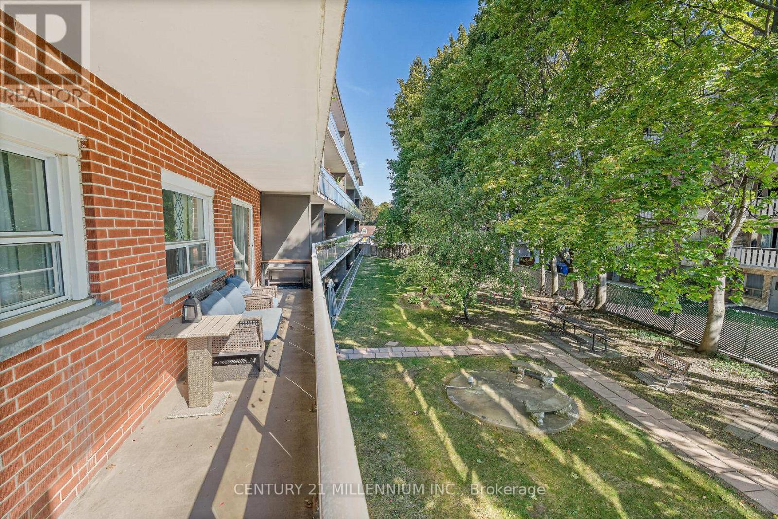 203 - 11 Woodman Drive, Hamilton, Ontario  L8K 4E3 - Photo 21 - X12465571