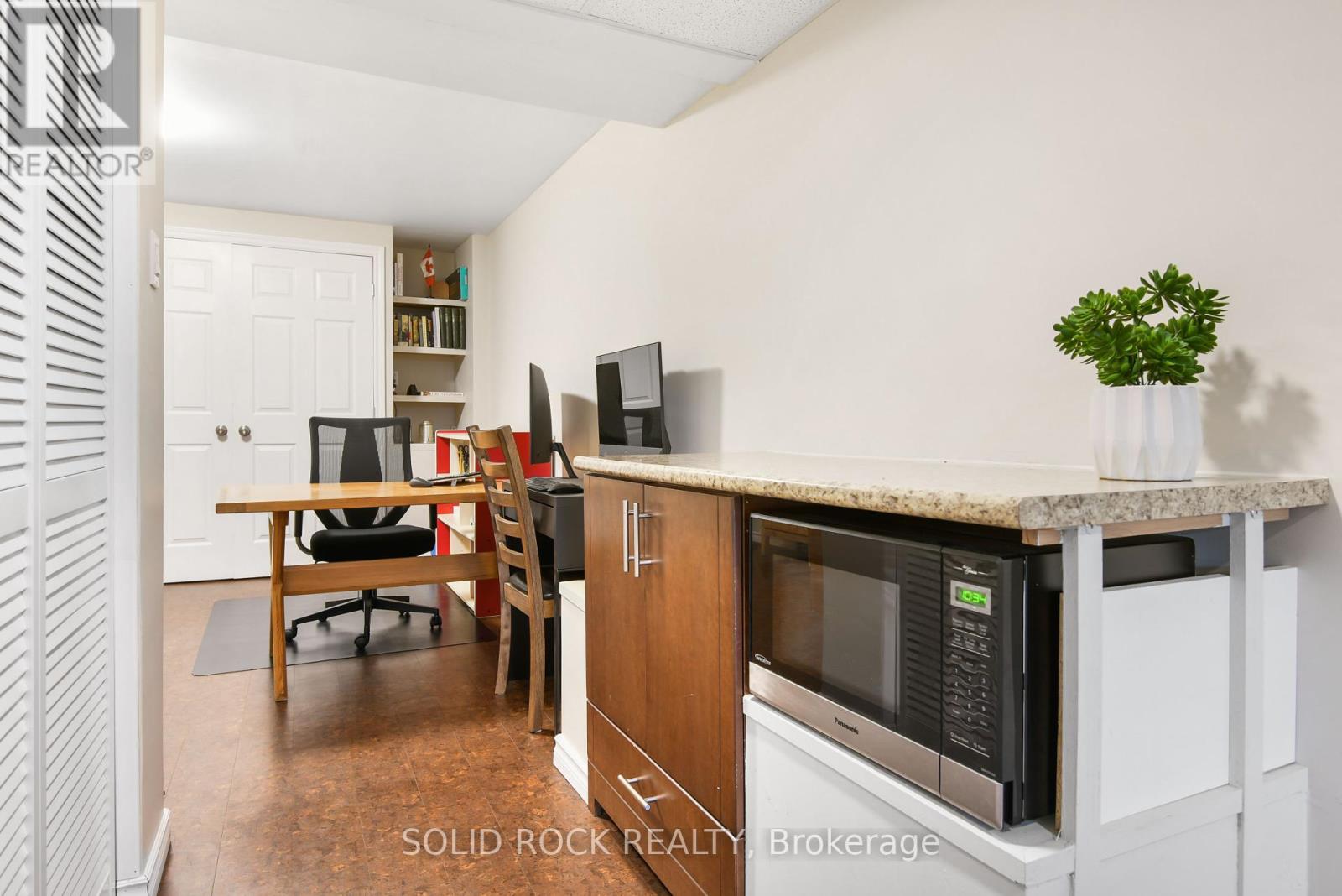 24 Moe Robillard Street, Arnprior, Ontario  K7S 0C2 - Photo 35 - X12465097