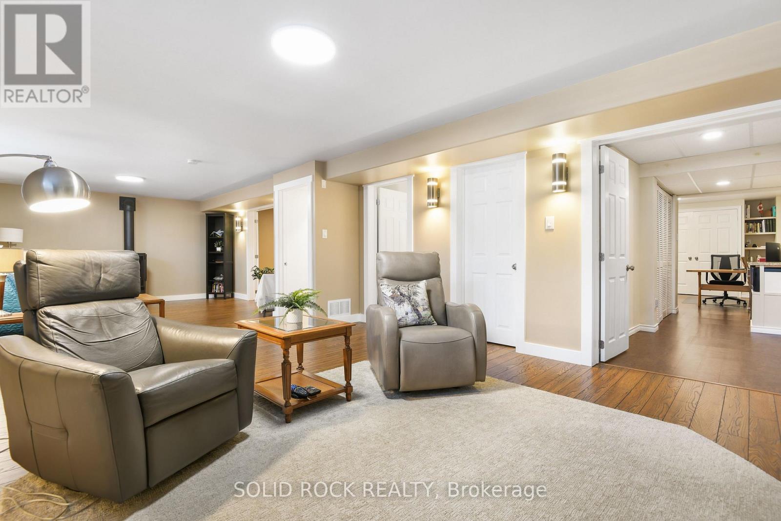 24 Moe Robillard Street, Arnprior, Ontario  K7S 0C2 - Photo 31 - X12465097