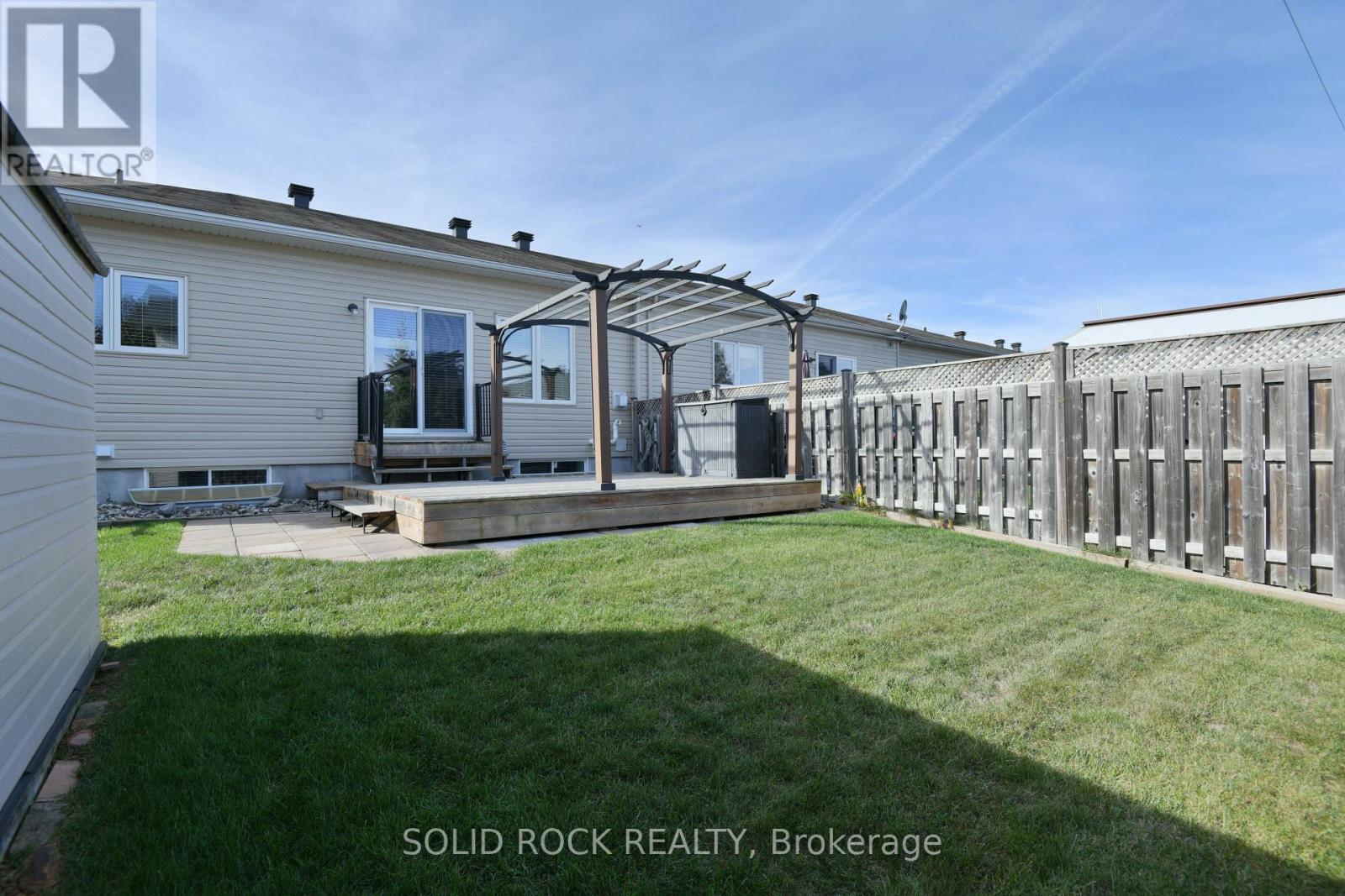 24 Moe Robillard Street, Arnprior, Ontario  K7S 0C2 - Photo 39 - X12465097