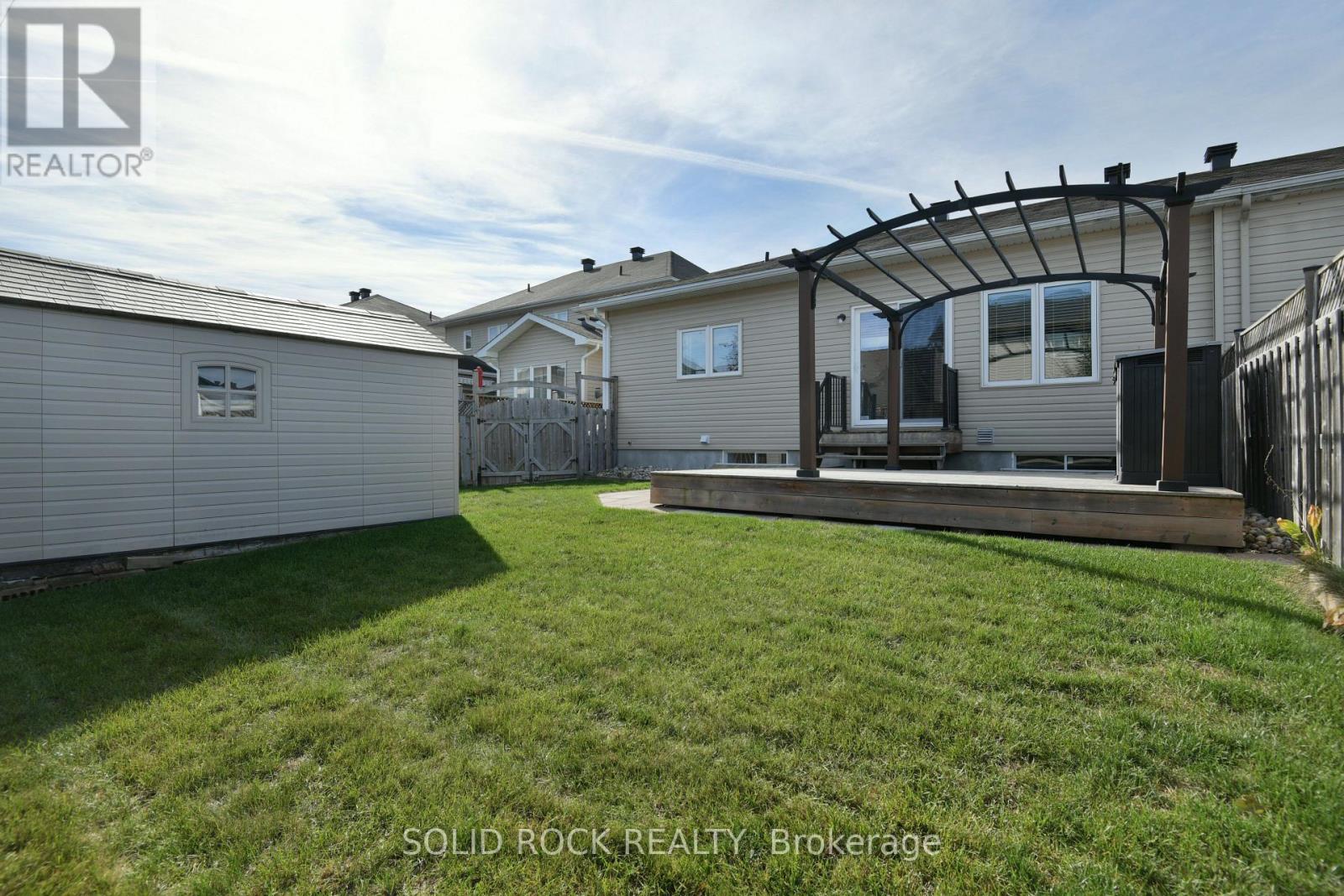 24 Moe Robillard Street, Arnprior, Ontario  K7S 0C2 - Photo 40 - X12465097