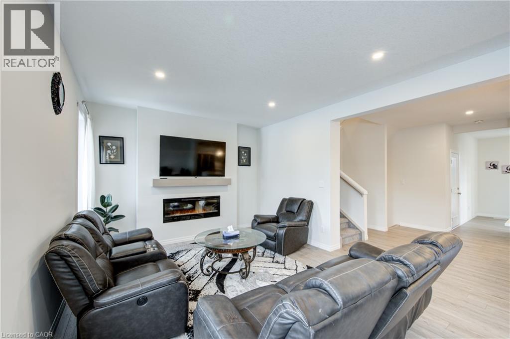 4 Braun Avenue Avenue, Tillsonburg, Ontario  N4G 0K5 - Photo 13 - 40779680