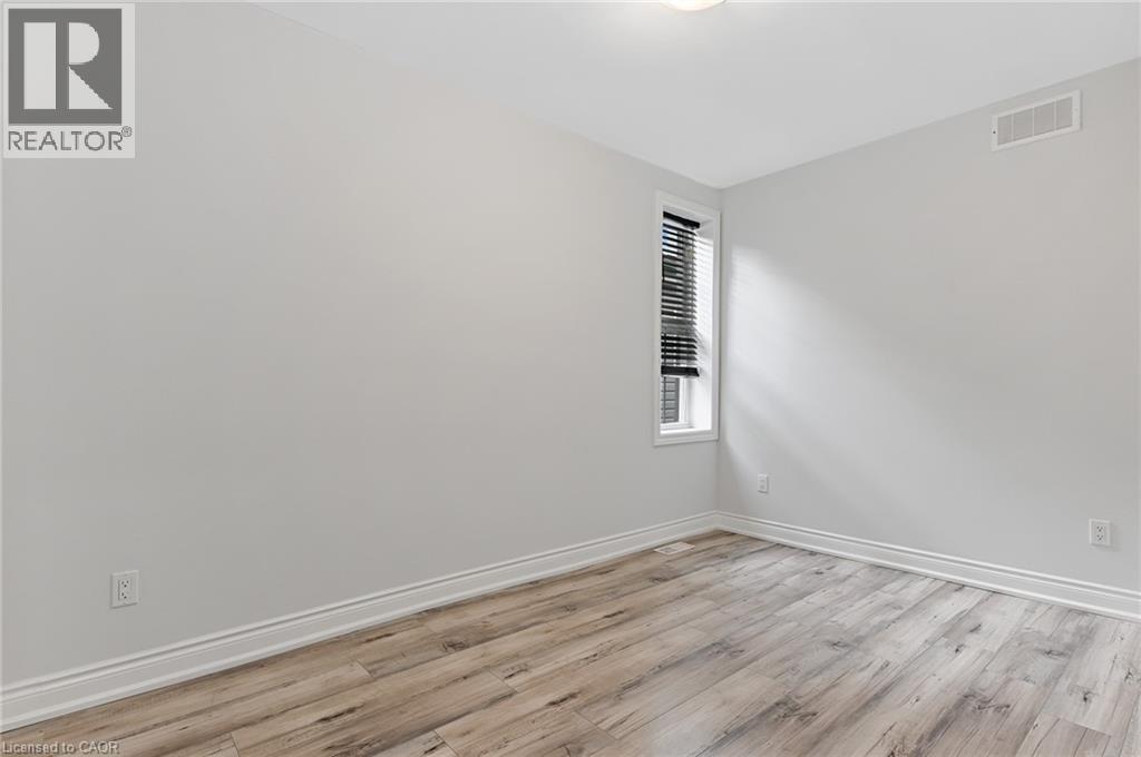 54 Craigmiller Avenue Unit# Upper, Hamilton, Ontario  L8L 3J1 - Photo 11 - 40779463