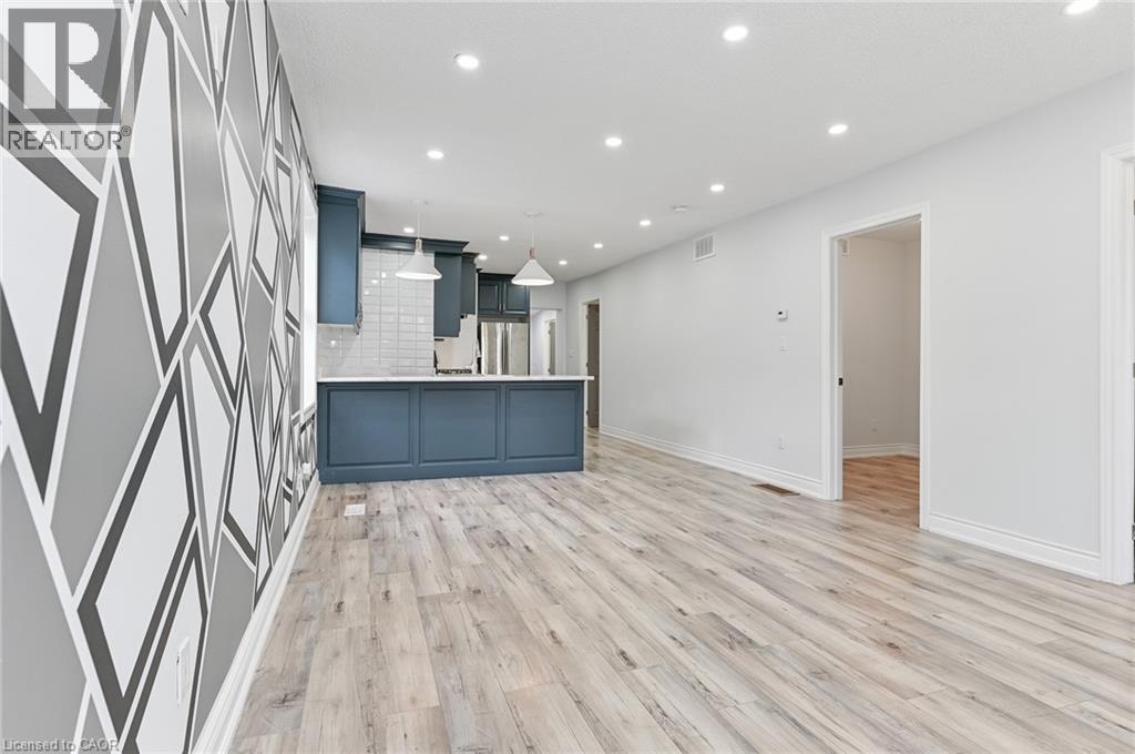 54 Craigmiller Avenue Unit# Upper, Hamilton, Ontario  L8L 3J1 - Photo 6 - 40779463