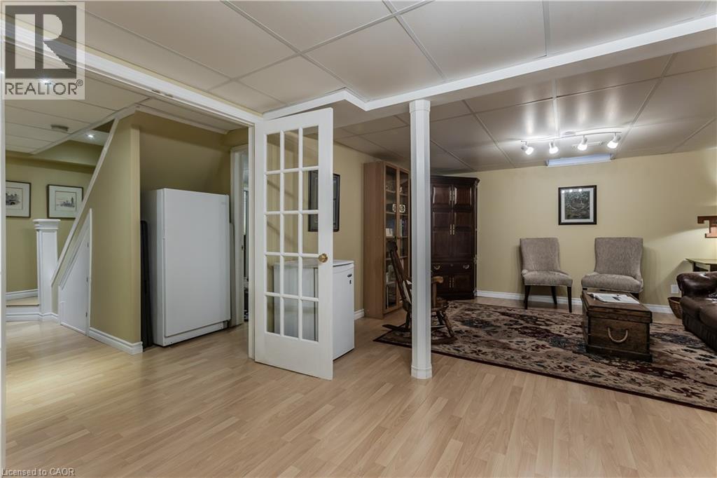 1210 Hammond Street, Burlington, Ontario  L7S 2A4 - Photo 38 - 40779044