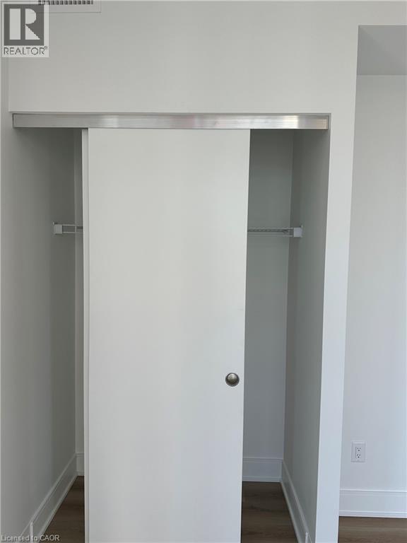 25 Wellington Street S Unit# 2710, Kitchener, Ontario  N2G 0G5 - Photo 19 - 40776407