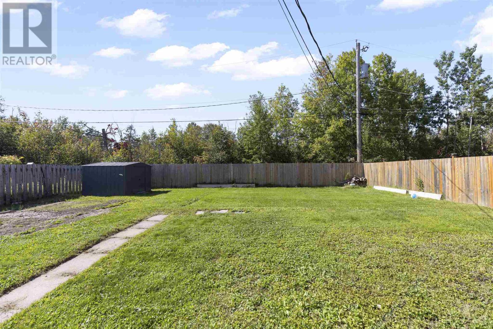 19 Admiral Dr, Sault Ste. Marie, Ontario  P6C 5W2 - Photo 5 - SM252660
