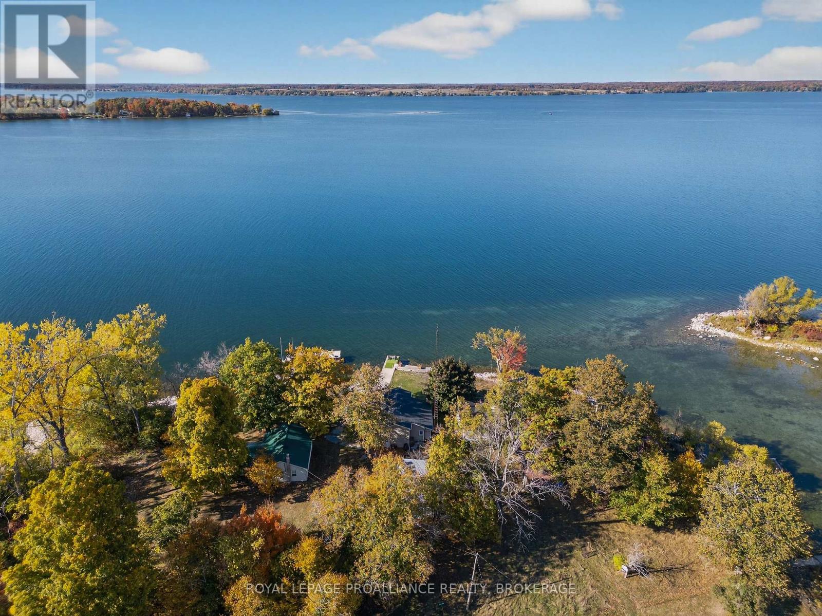 B - 14 Morgan's Point Lane, Frontenac Islands (The Islands), Ontario  K0H 2Y0 - Photo 33 - X12465785