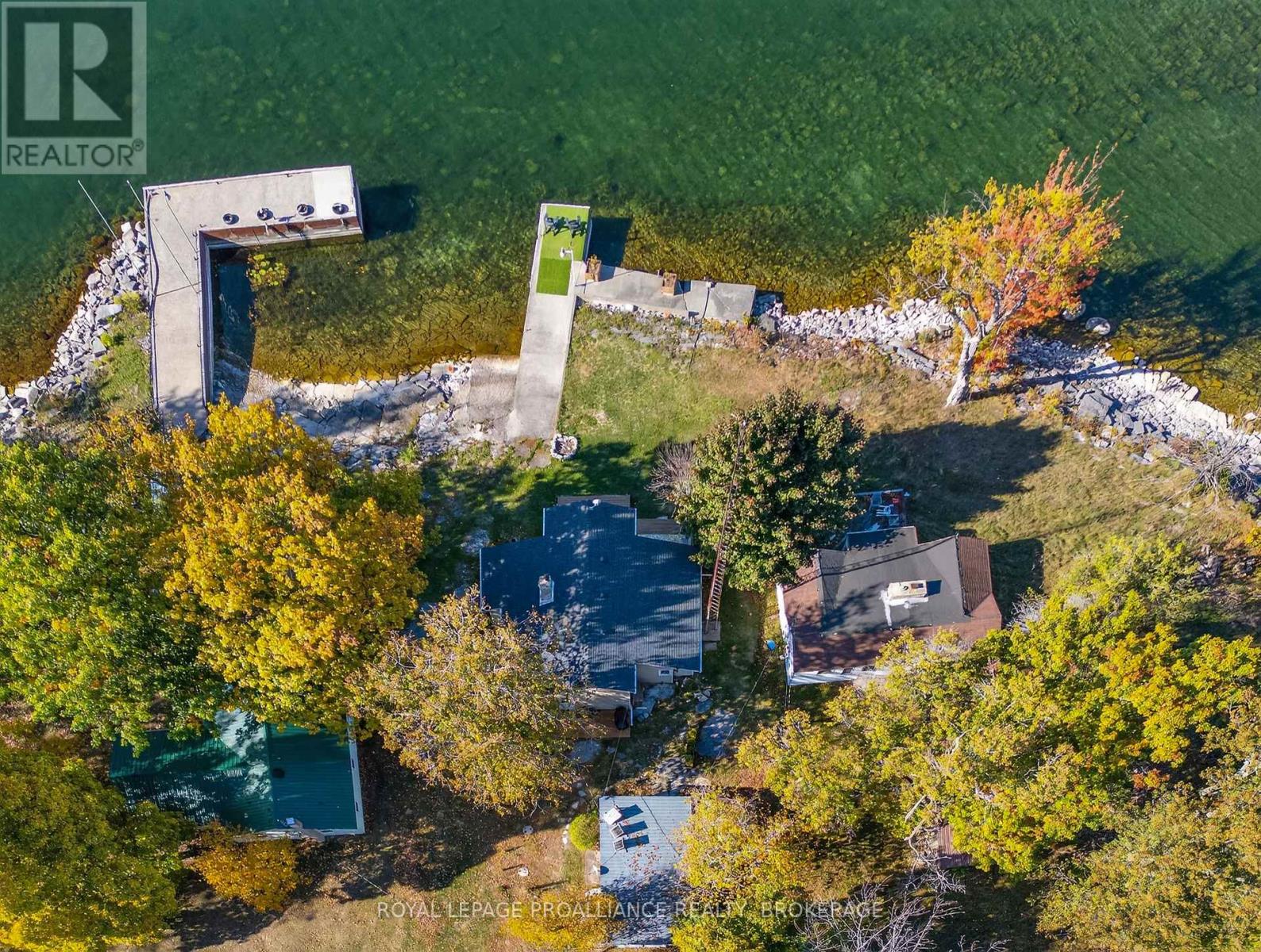 B - 14 Morgan's Point Lane, Frontenac Islands (The Islands), Ontario  K0H 2Y0 - Photo 34 - X12465785