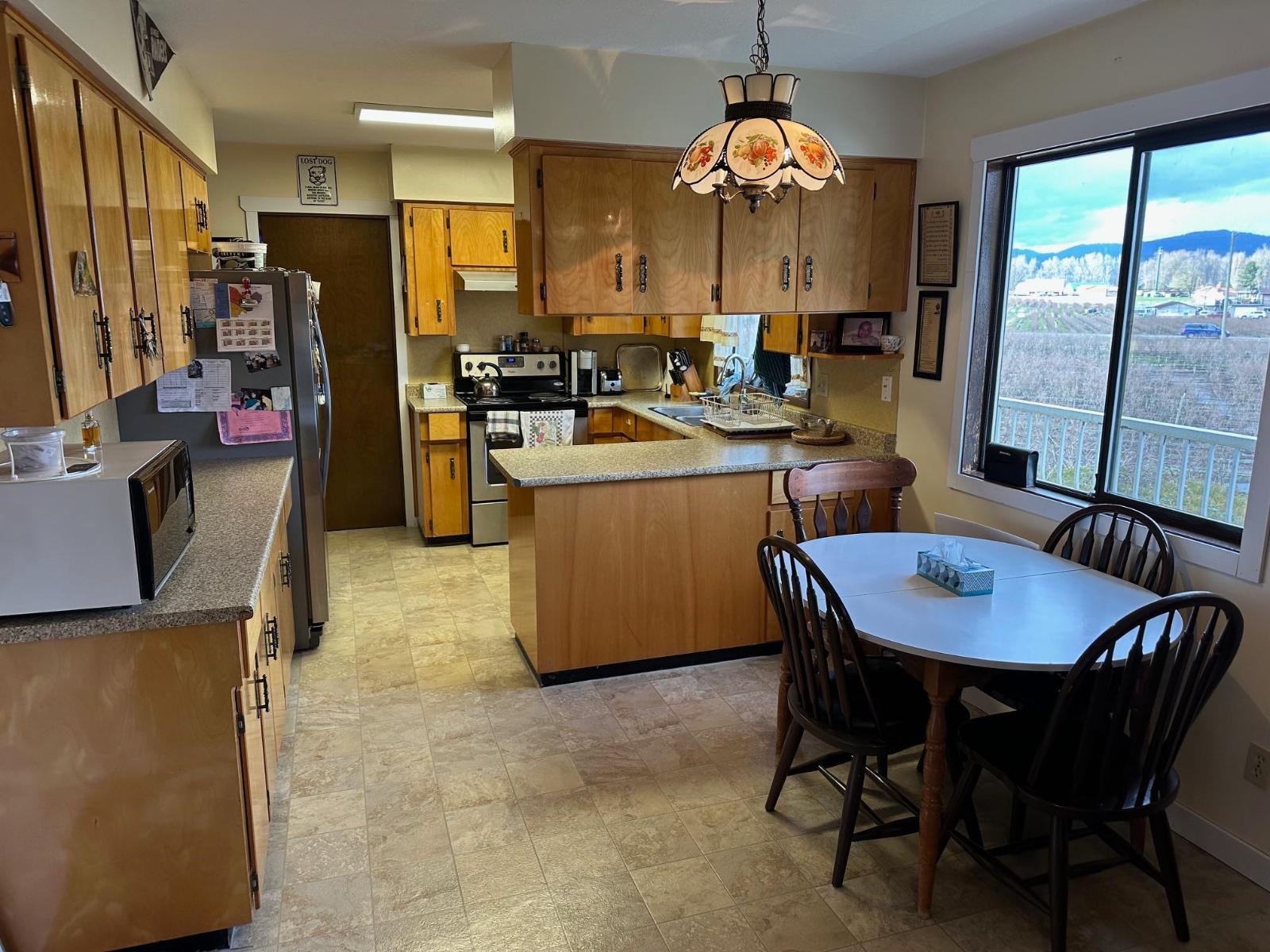 32702 Harris Road, Abbotsford, British Columbia  V4X 1W1 - Photo 5 - R3058675