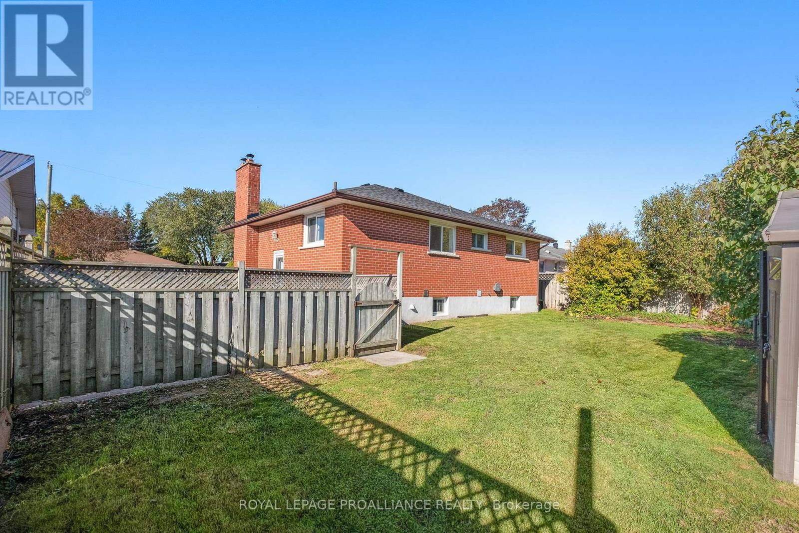 598 Hayden Crescent, Cobourg, Ontario K9A 2V2 - Photo 37 - X12465796