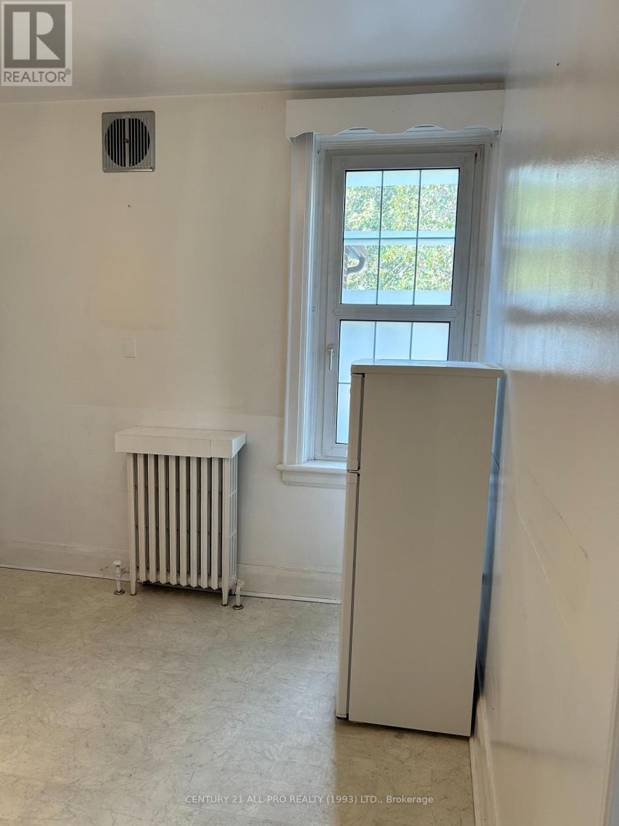 34 John Street, Port Hope, Ontario L1A 1H5 - Photo 12 - X12465813