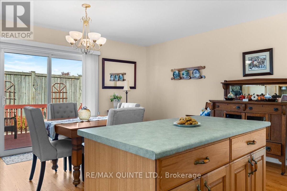 42 Spruce Gardens, Belleville, Ontario  K8N 5Y6 - Photo 18 - X12465837