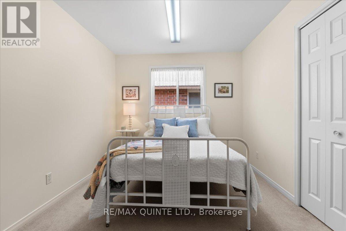 42 Spruce Gardens, Belleville, Ontario  K8N 5Y6 - Photo 26 - X12465837