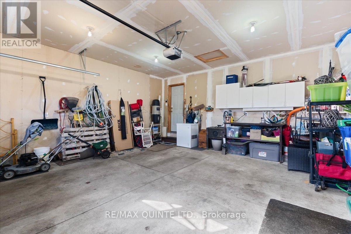 42 Spruce Gardens, Belleville, Ontario  K8N 5Y6 - Photo 42 - X12465837