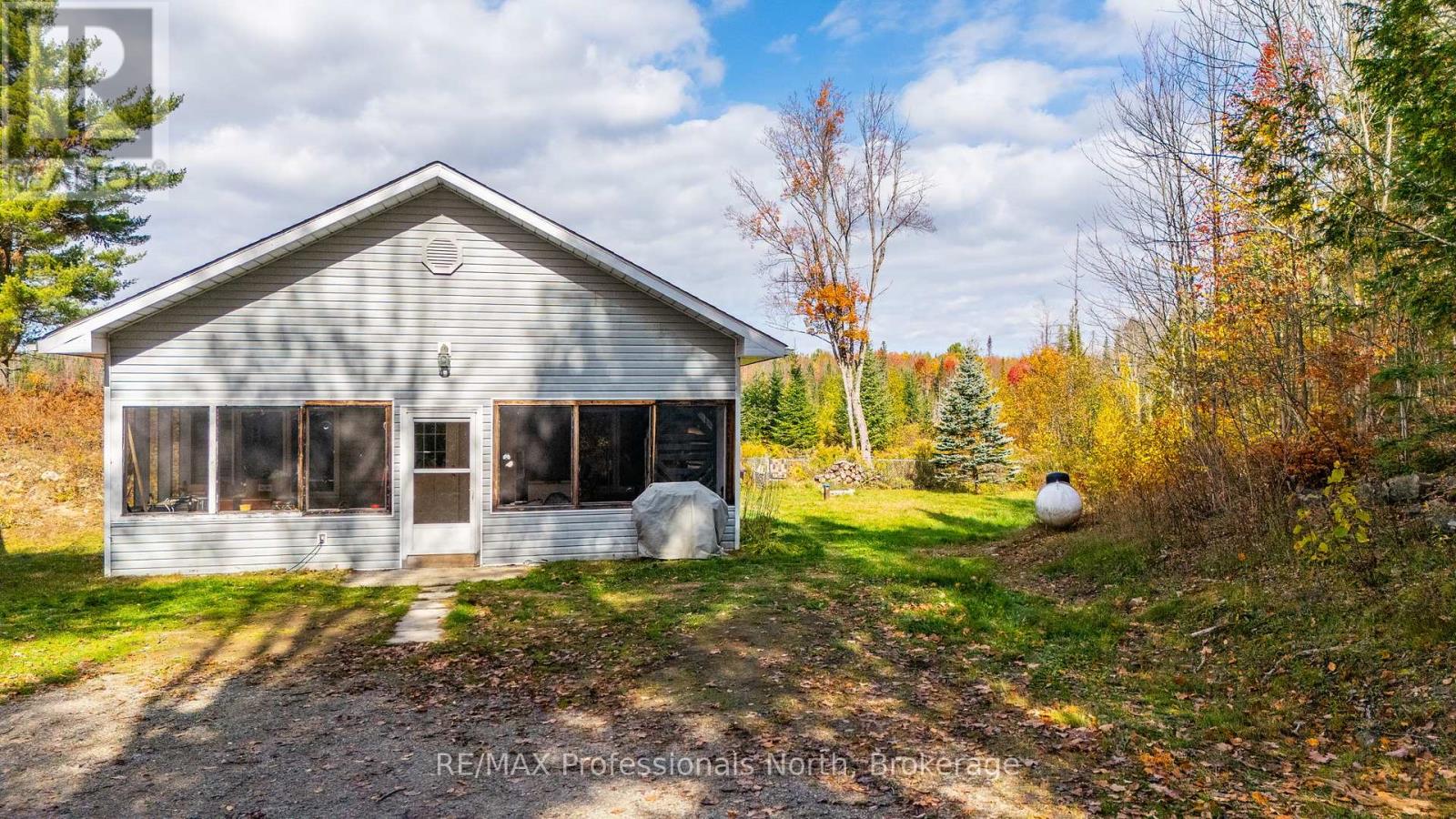 2179 South Lake Road, Minden Hills (Snowdon), Ontario  K0M 2K0 - Photo 21 - X12465807