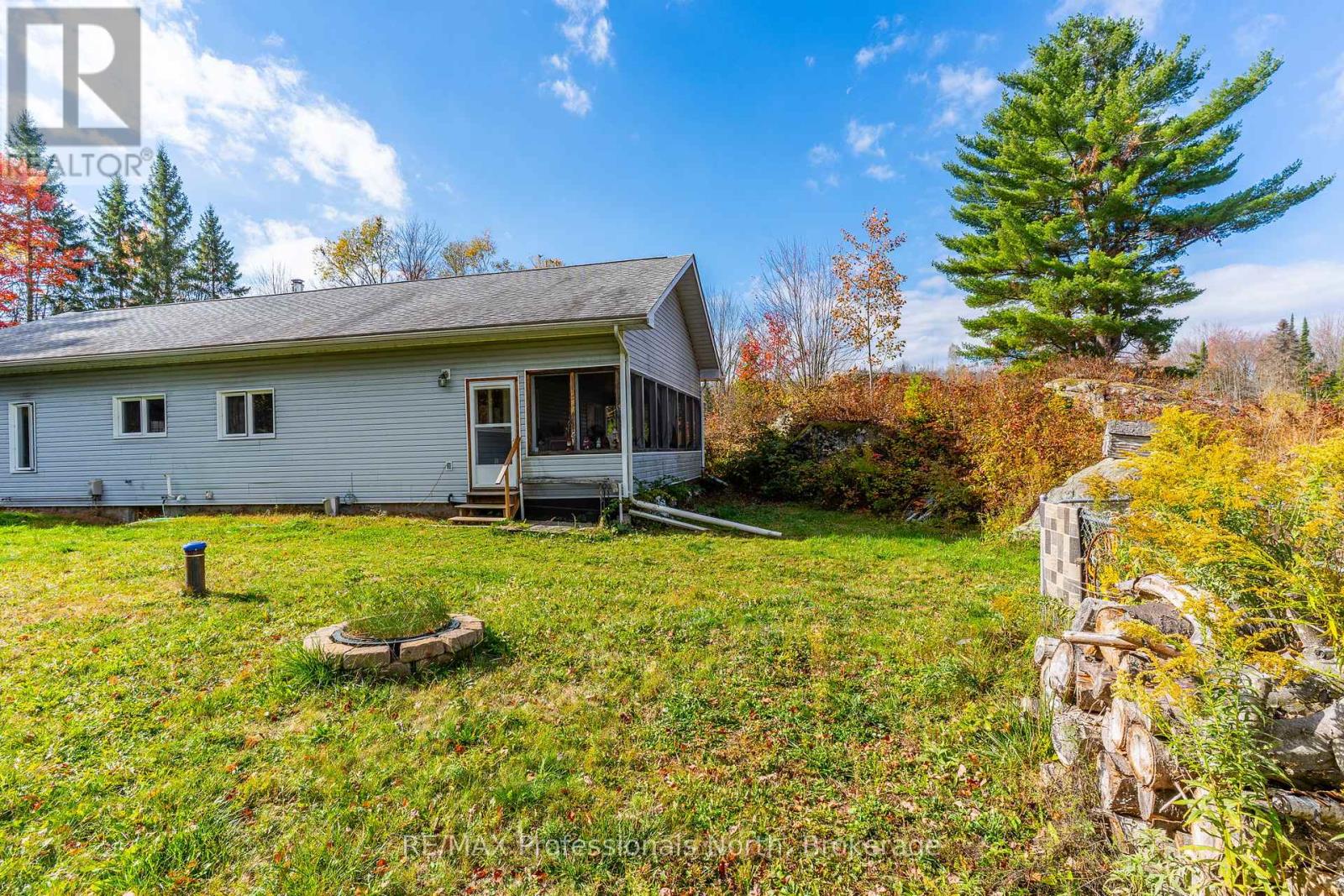 2179 South Lake Road, Minden Hills (Snowdon), Ontario  K0M 2K0 - Photo 27 - X12465807