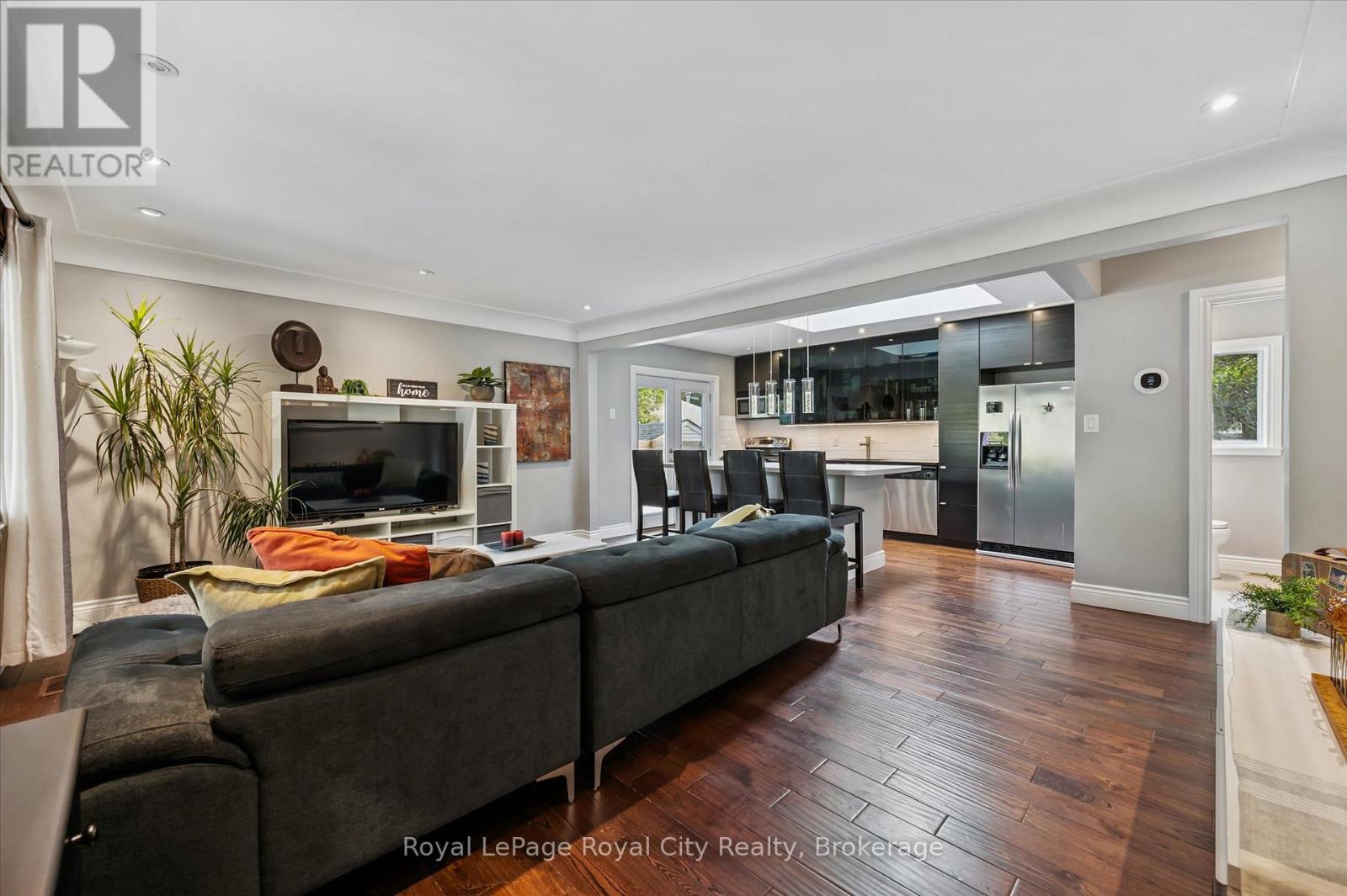 20 Highview Place, Guelph, Ontario  N1H 1M7 - Photo 10 - X12465811