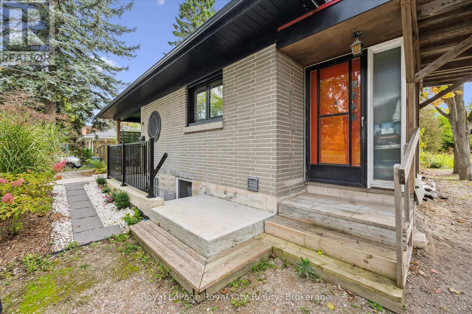 20 Highview Place, Guelph, Ontario  N1H 1M7 - Photo 19 - X12465811