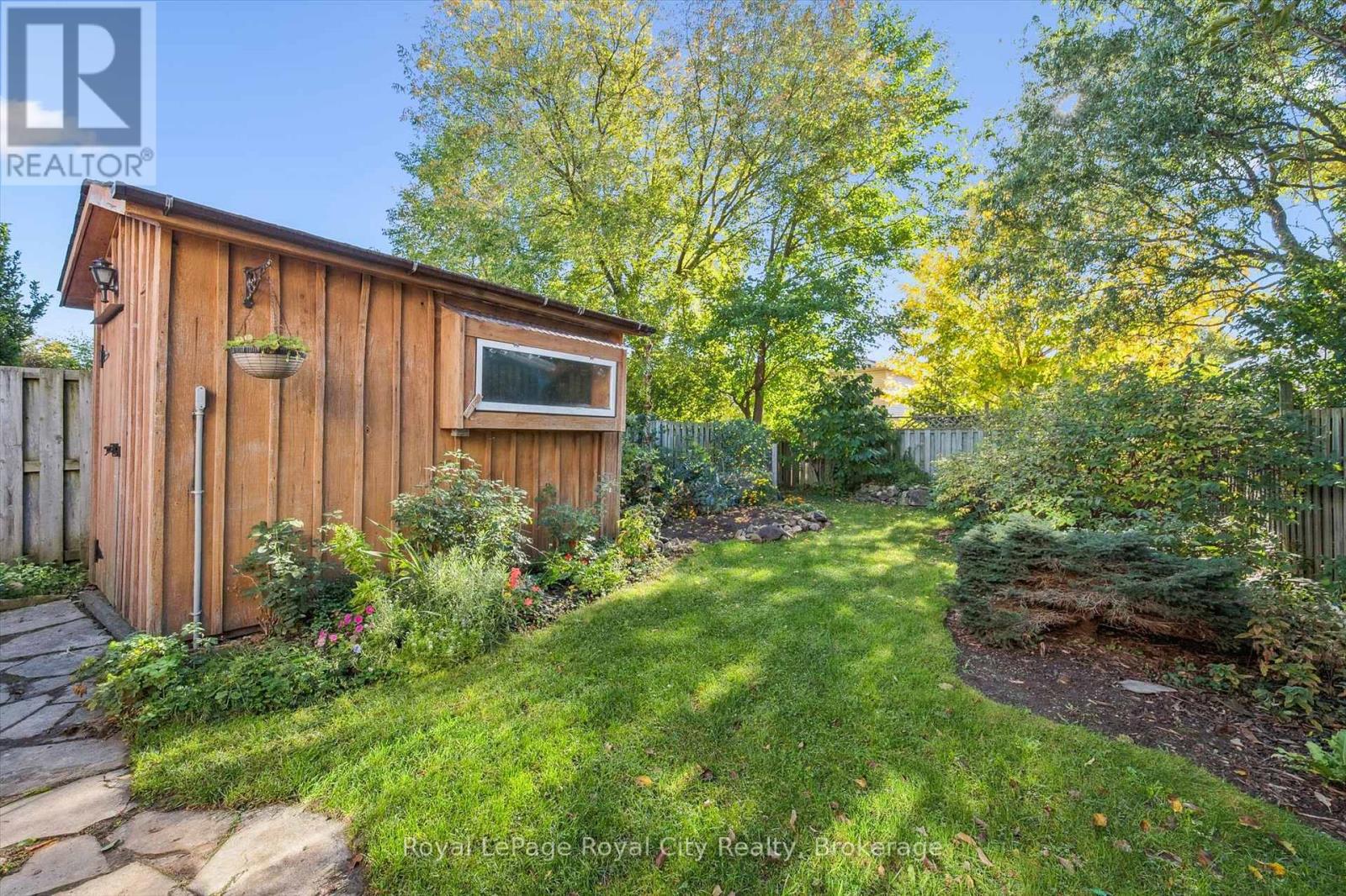 74 Troy Crescent, Guelph (Grange Road), Ontario  N1E 6W8 - Photo 25 - X12465819