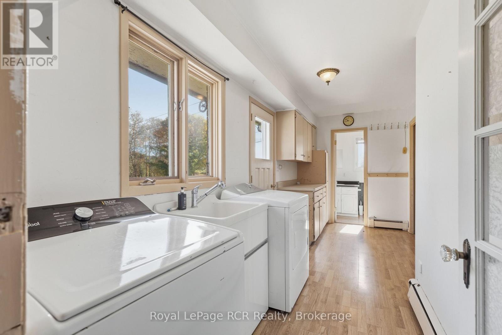 8989 Concession 11, Wellington North, Ontario  N0G 2L0 - Photo 16 - X12465825