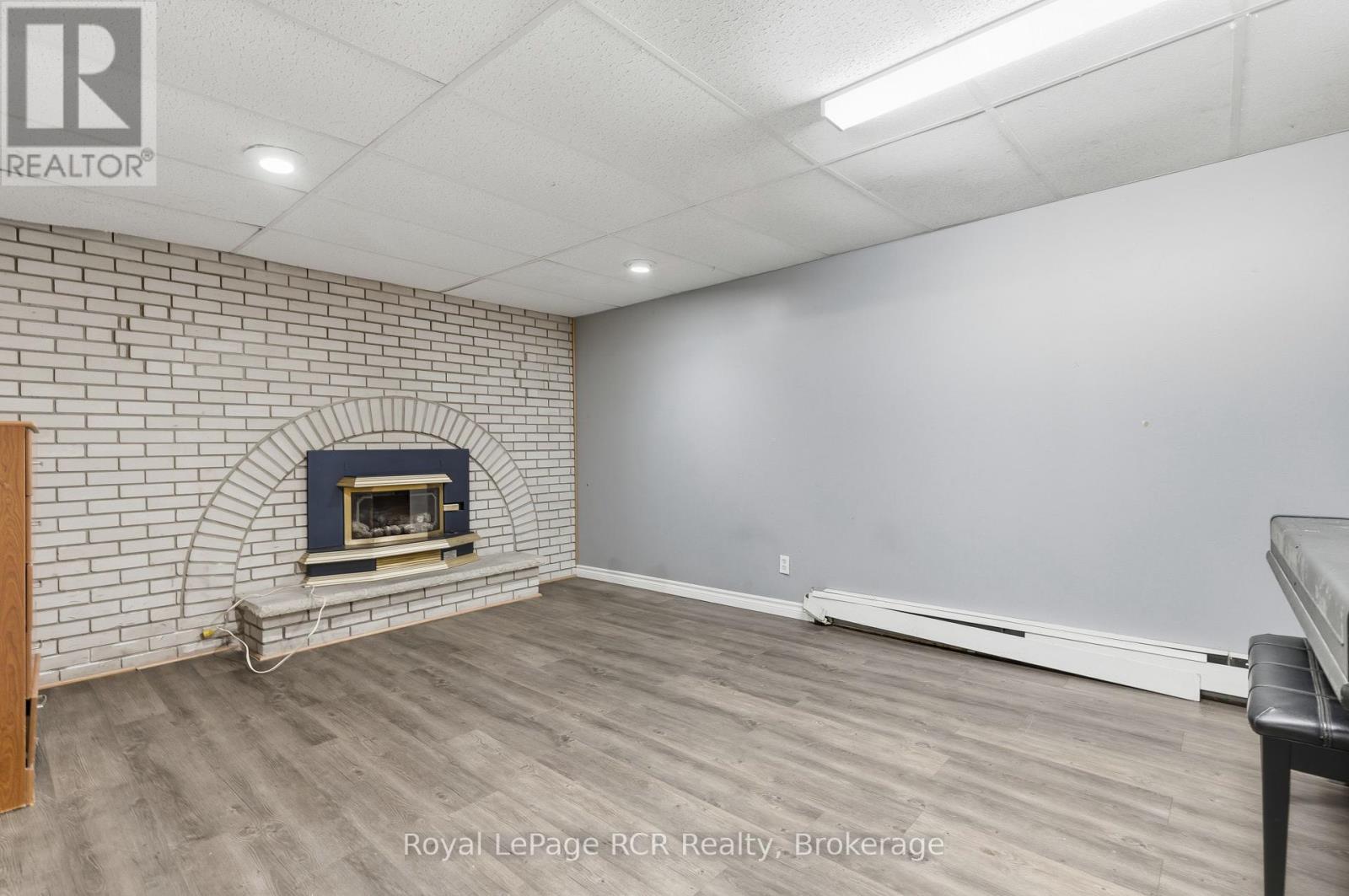 8989 Concession 11, Wellington North, Ontario  N0G 2L0 - Photo 27 - X12465825