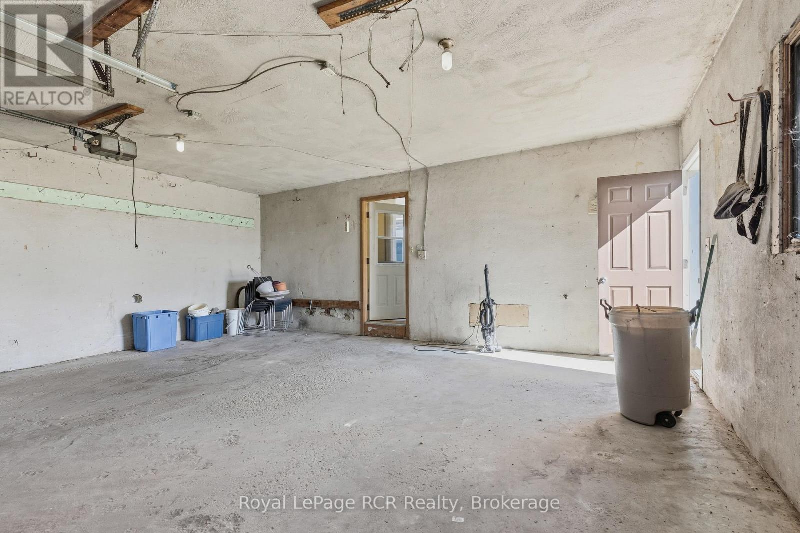 8989 Concession 11, Wellington North, Ontario  N0G 2L0 - Photo 32 - X12465825
