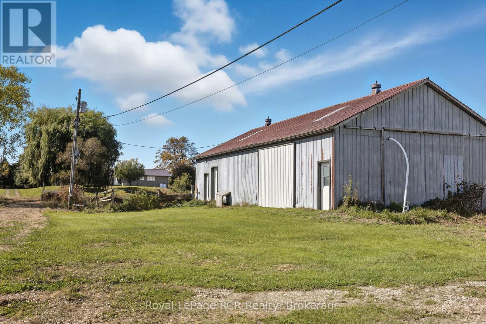 8989 Concession 11, Wellington North, Ontario  N0G 2L0 - Photo 36 - X12465825