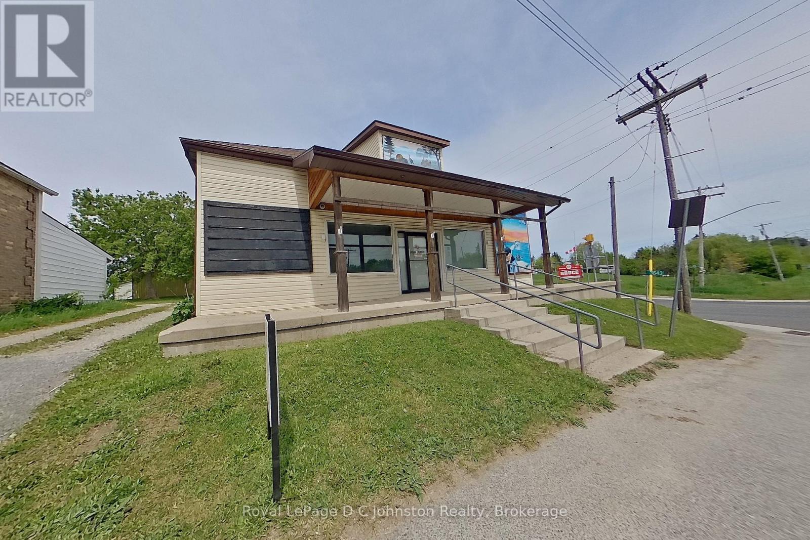 3643 Hwy 21, Kincardine, Ontario  N0G 2T0 - Photo 2 - X12465830