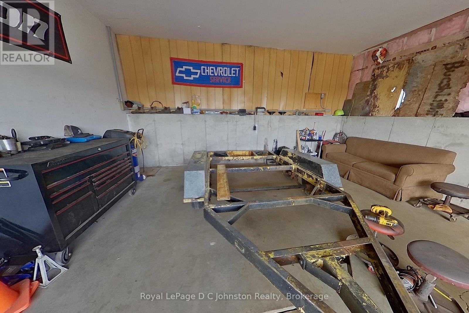 3643 Hwy 21, Kincardine, Ontario  N0G 2T0 - Photo 26 - X12465830