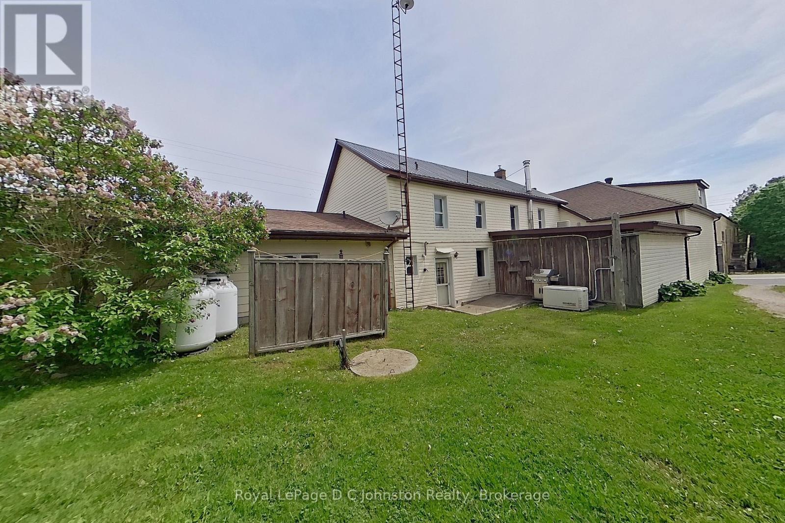 3643 Hwy 21, Kincardine, Ontario  N0G 2T0 - Photo 30 - X12465830