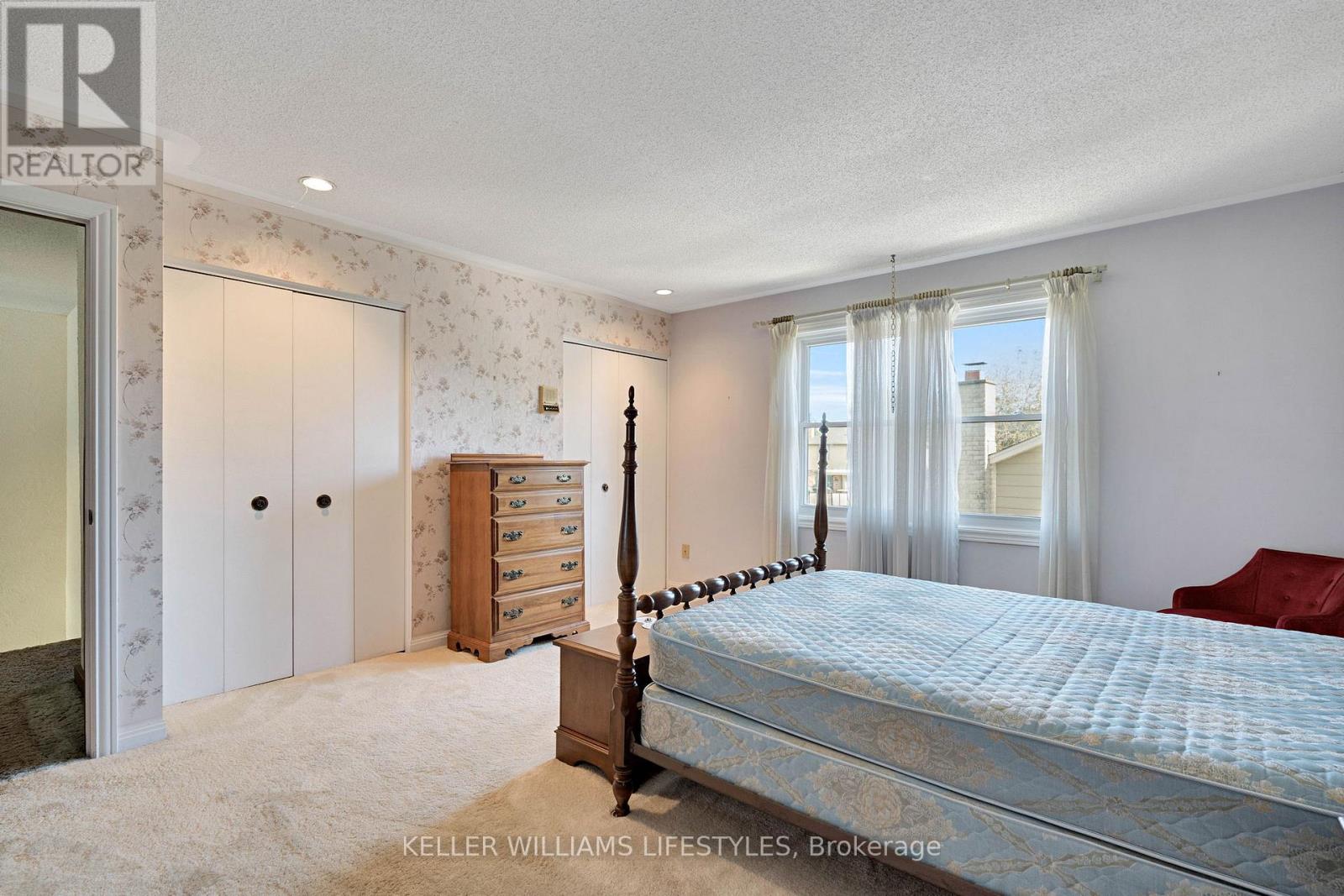 138 Gardenvale Crescent, London South, Ontario  N6J 4B9 - Photo 15 - X12465802