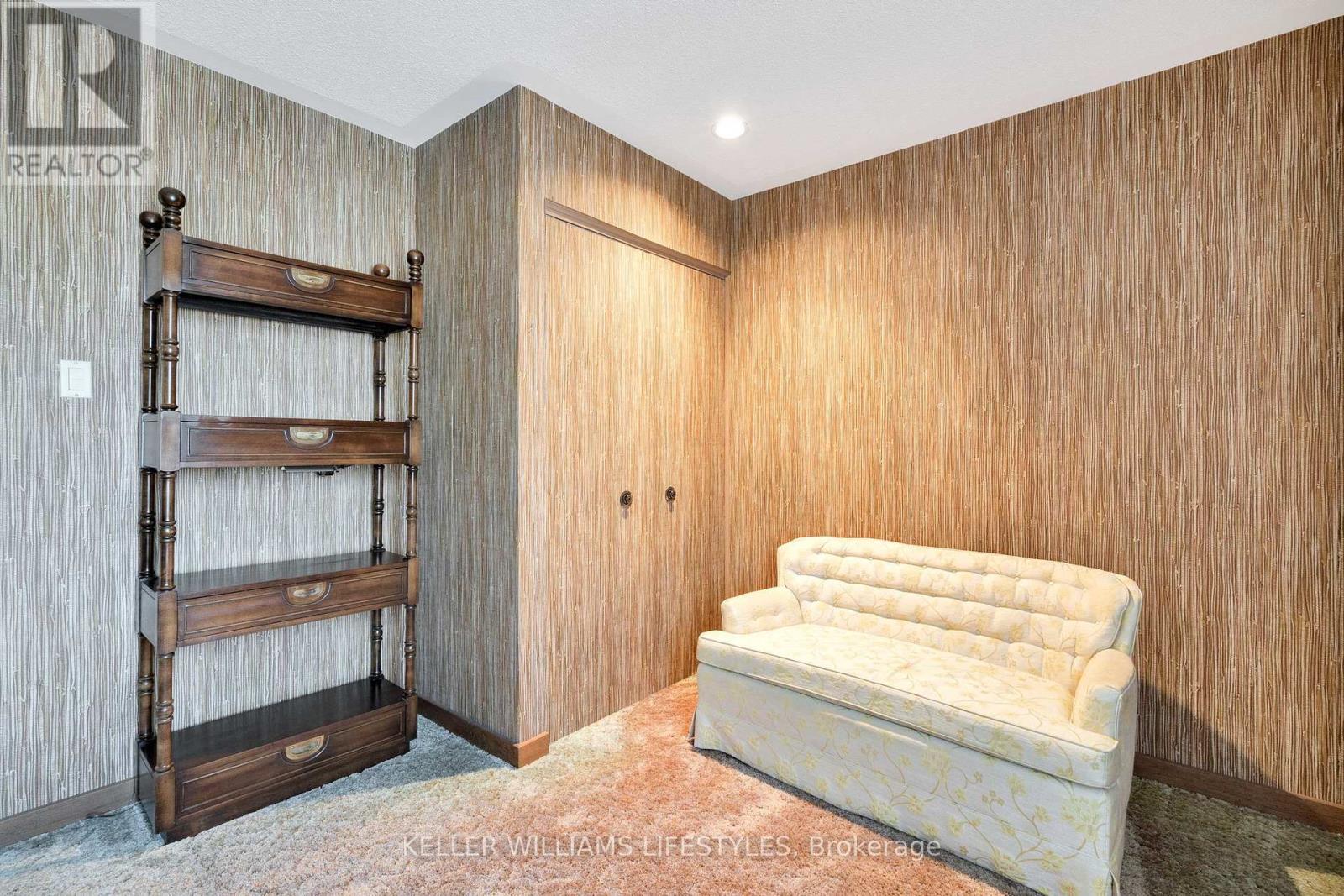 138 Gardenvale Crescent, London South, Ontario  N6J 4B9 - Photo 20 - X12465802