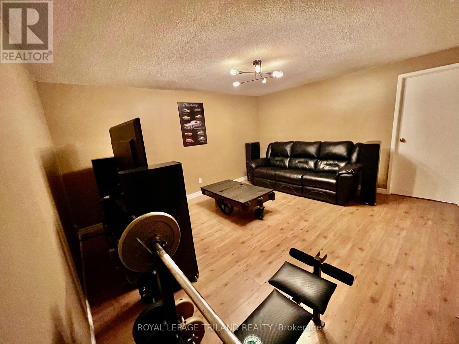 9 - 577 Third Street, London East, Ontario  N5V 4B8 - Photo 31 - X12465843
