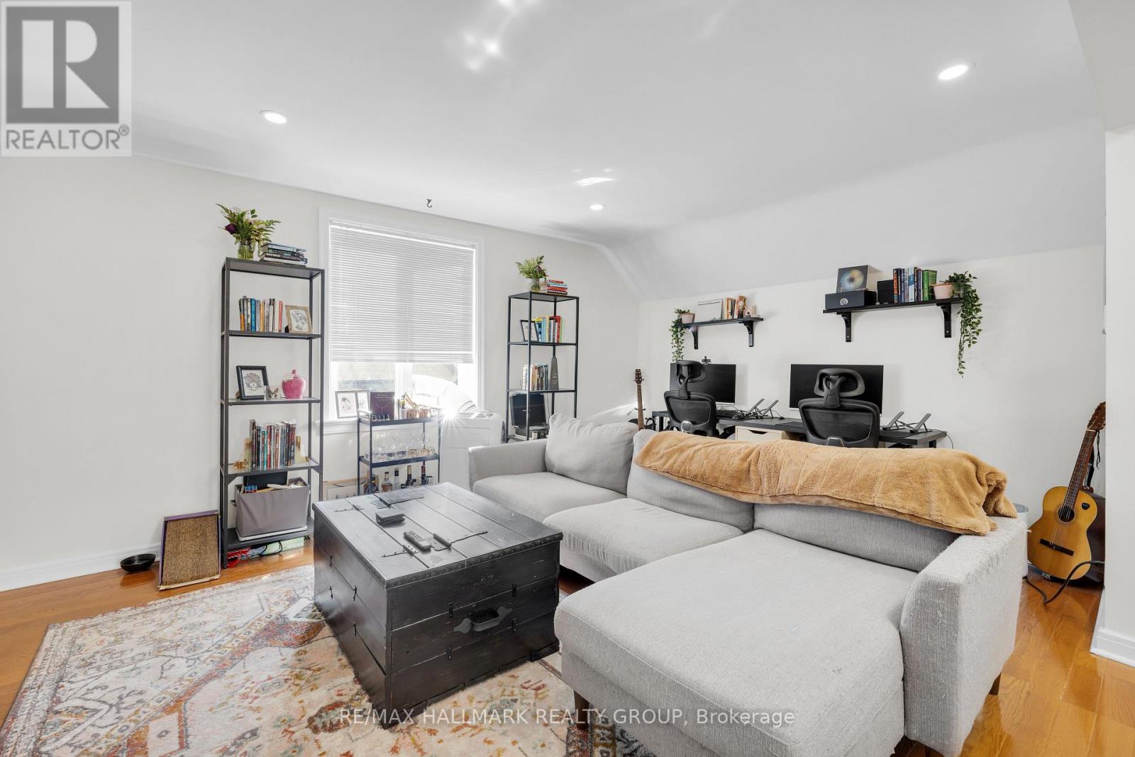 2 - 491 Evered Avenue, Ottawa, Ontario  K1Z 5K9 - Photo 8 - X12465817