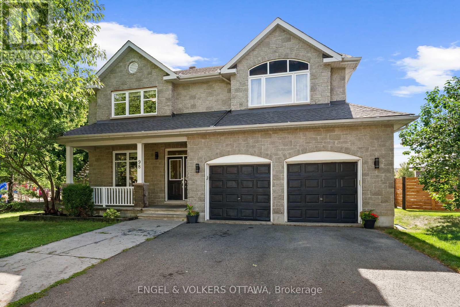 98 Anfield Crescent E, Ottawa, Ontario  K2G 7B7 - Photo 1 - X12465846